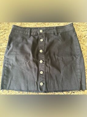 PacSun Black Denim Mini Skirt with Front Buttons Waist Size 27